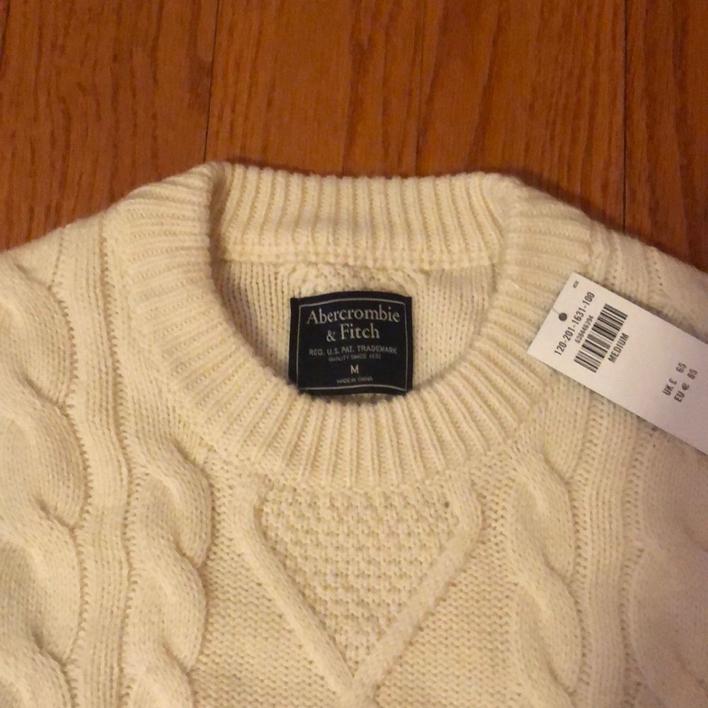 Abercrombie&Fitch White Wool Sweater - Picture 3 of 6
